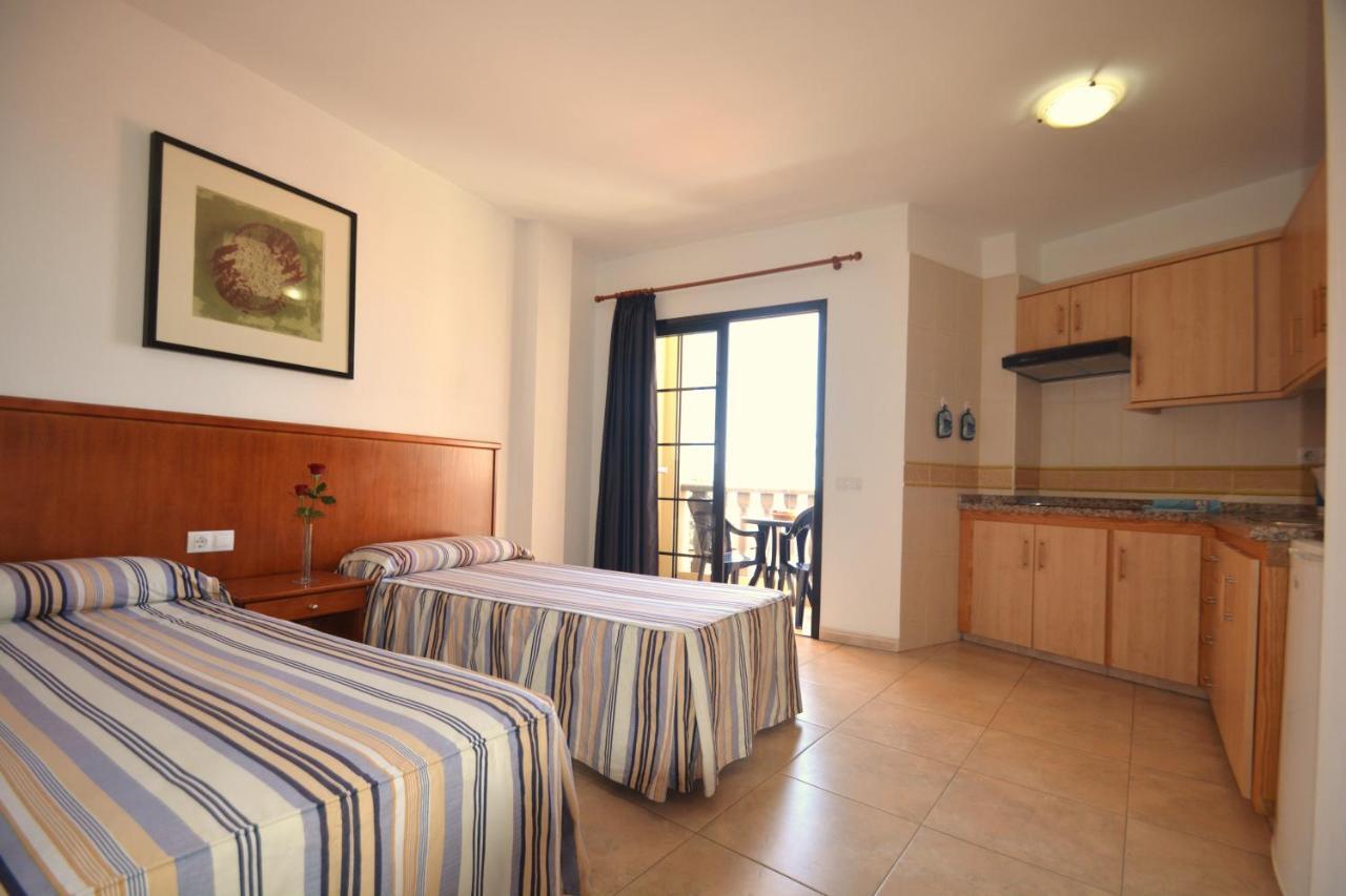 Apartamentos Andrea Калера Экстерьер фото