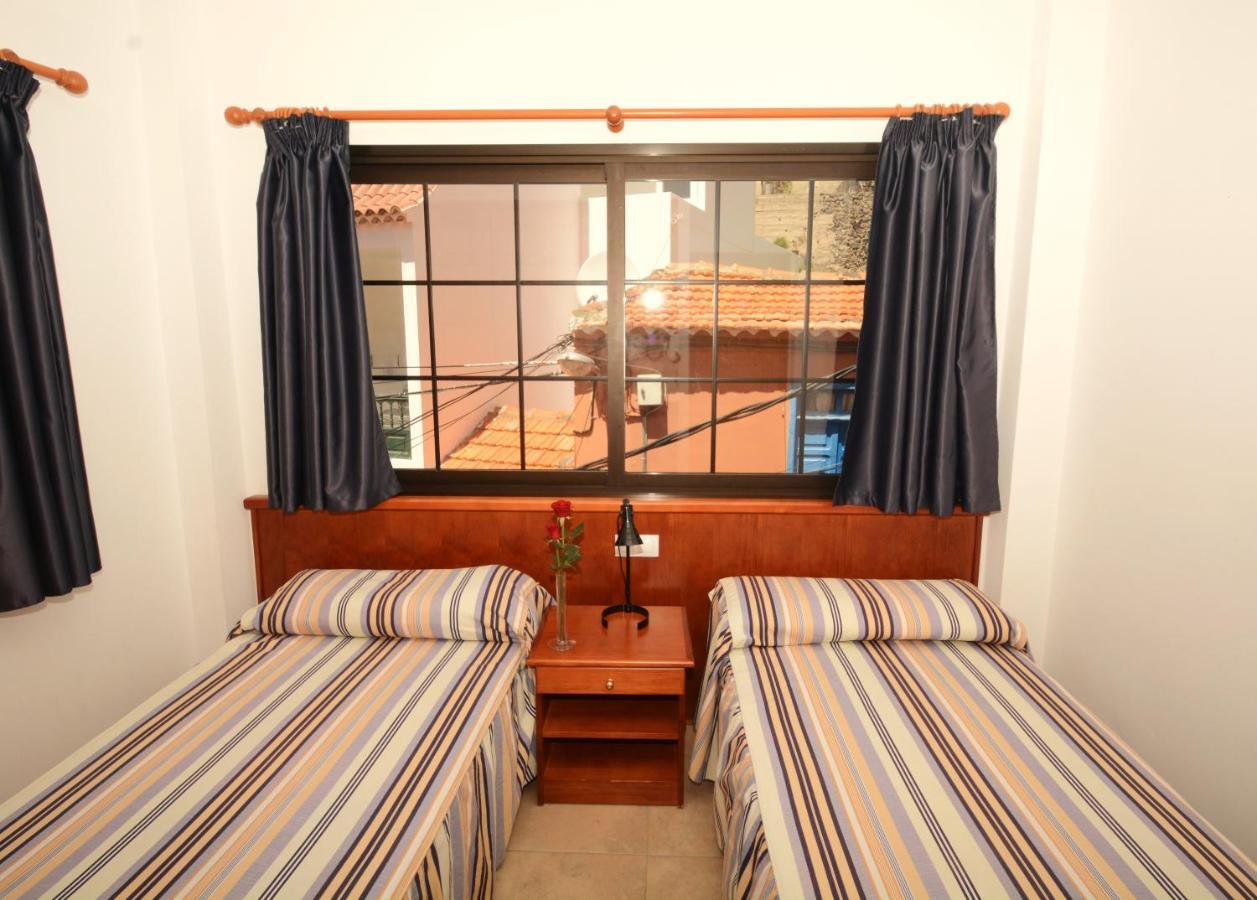 Apartamentos Andrea Калера Экстерьер фото